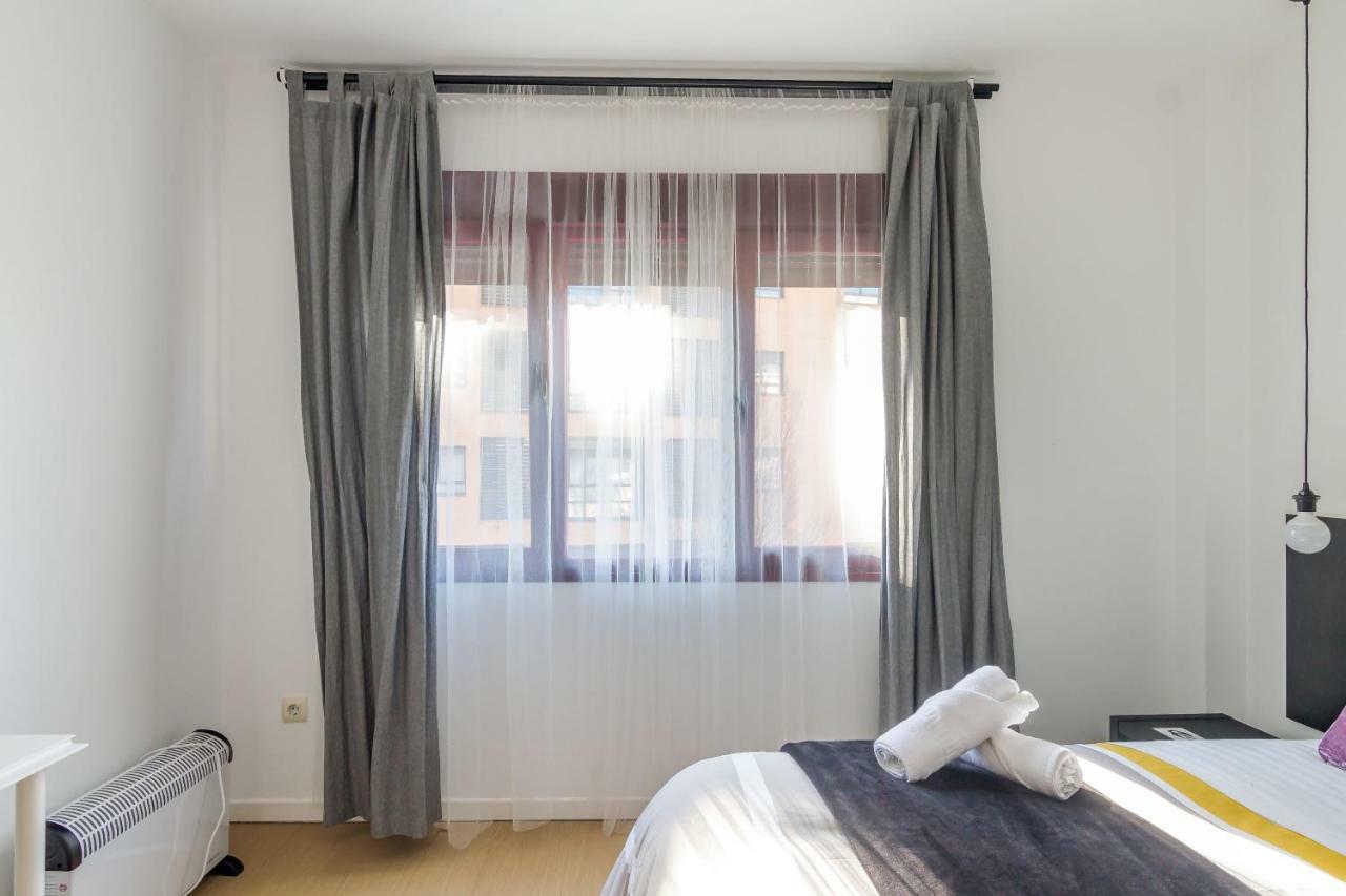 Ayz Javier Cabrini - Auto Check-In Property Madrid Exterior photo